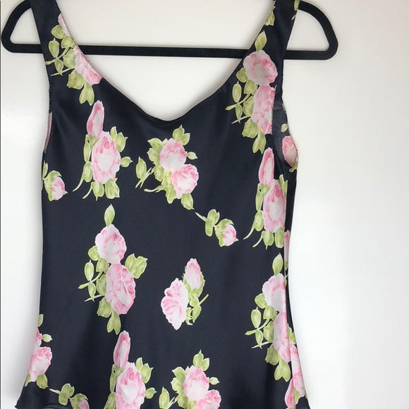 Tank top 💯 % silk tie front small - Picture 5 of 5